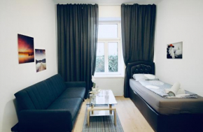 Spacious Cozy 1BR Apt Near to Danube River